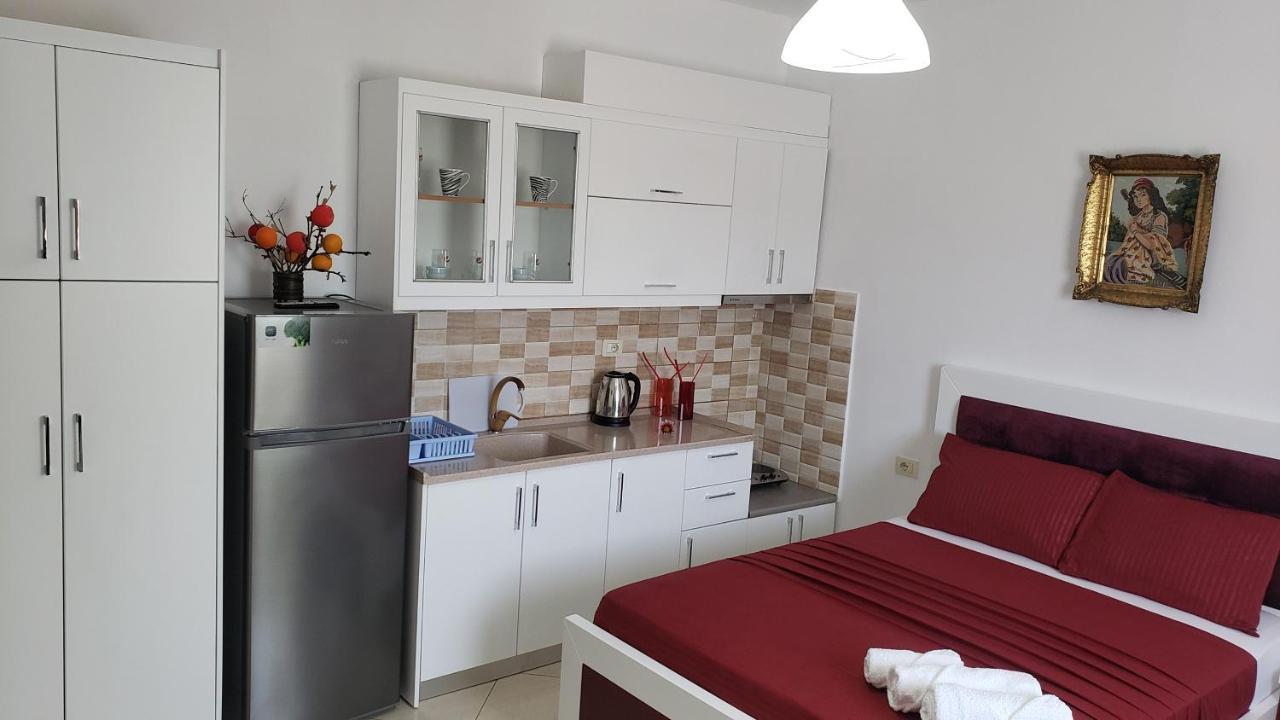 Guesthouse Shehu Ksamil Kültér fotó
