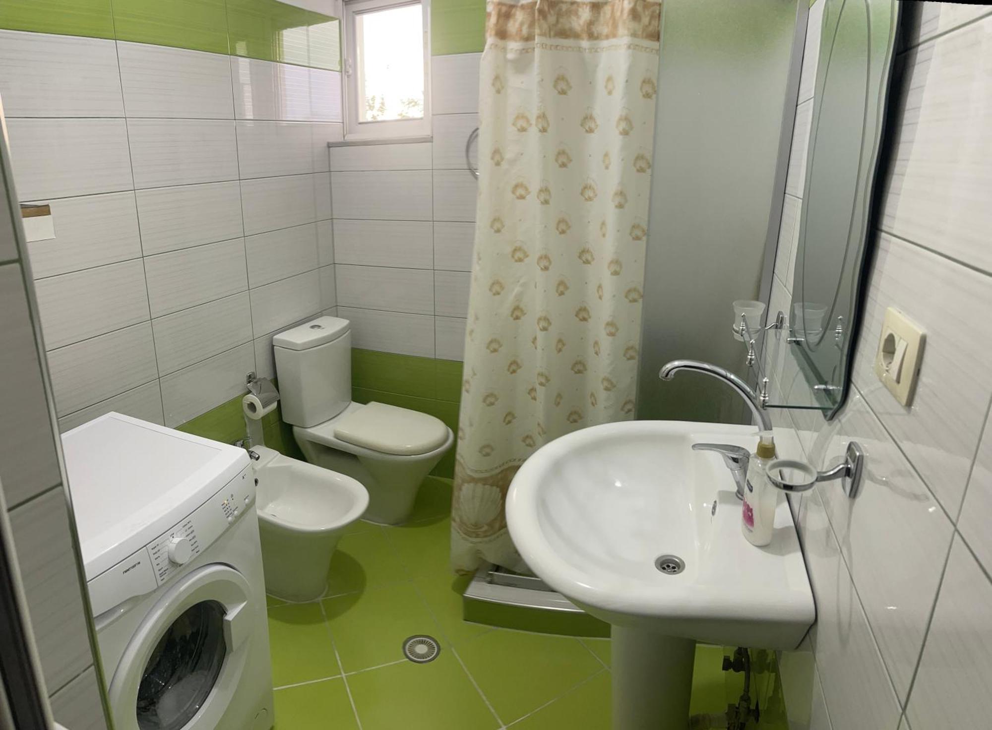 Guesthouse Shehu Ksamil Kültér fotó