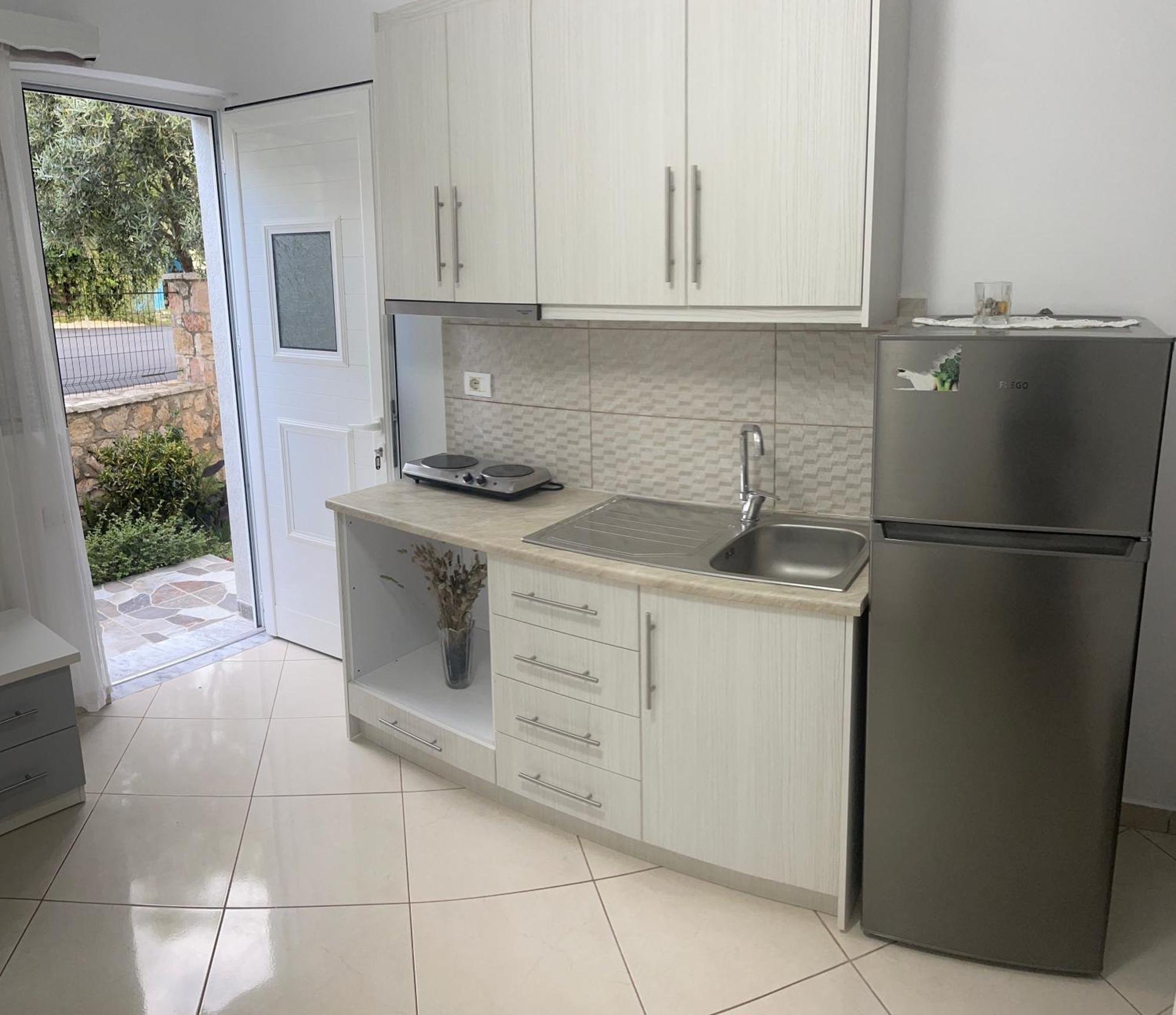 Guesthouse Shehu Ksamil Kültér fotó