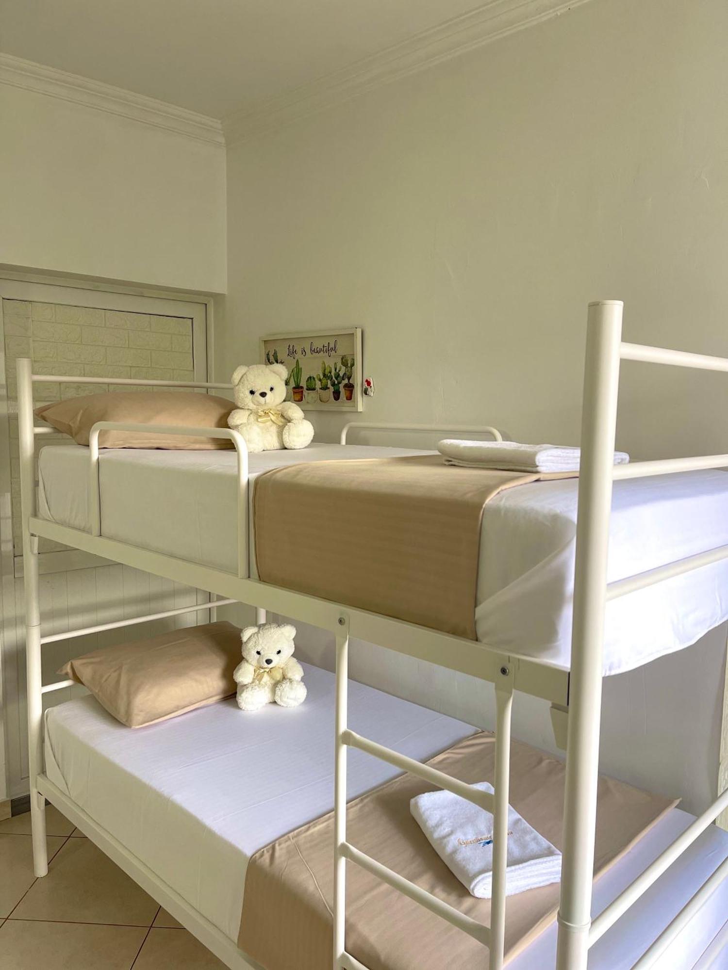 Guesthouse Shehu Ksamil Kültér fotó